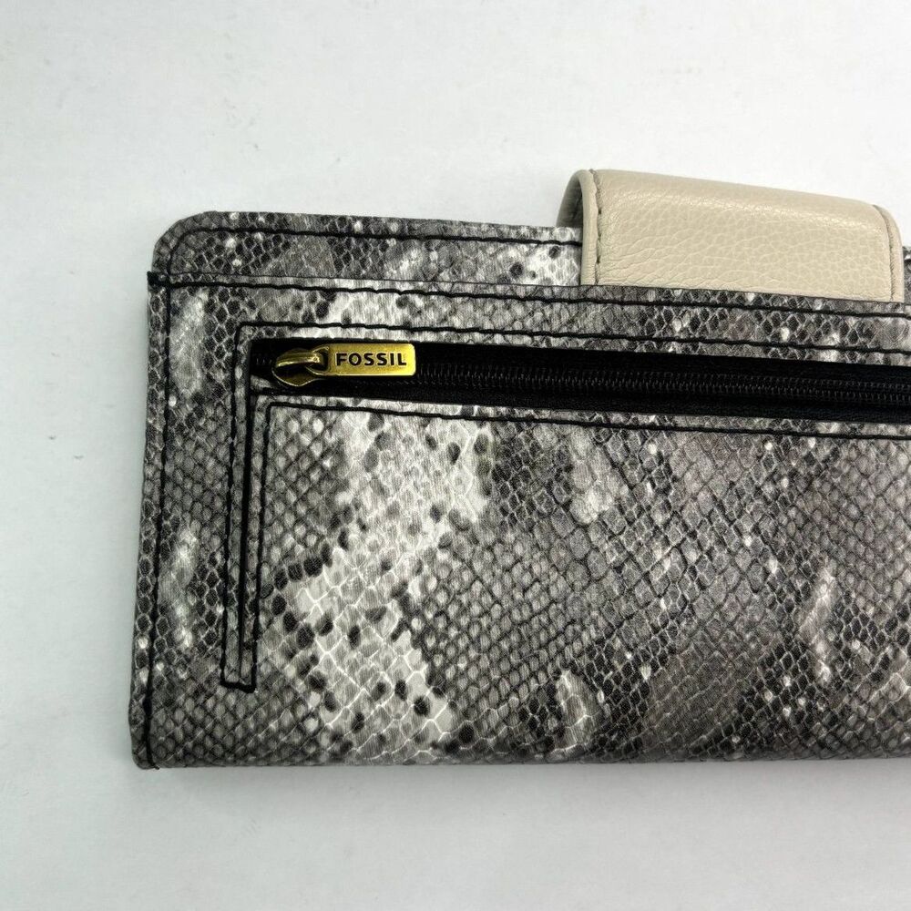 Fossil Madison Gray Leather Python Print Clutch W… - image 4